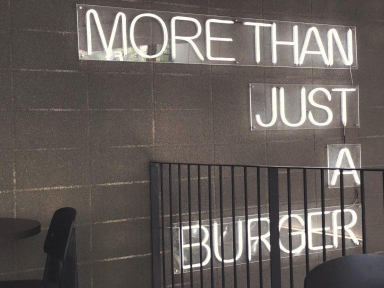 Neon lumineux Avignon