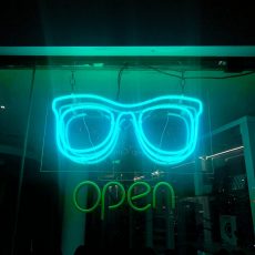 Enseigne néon Avignon